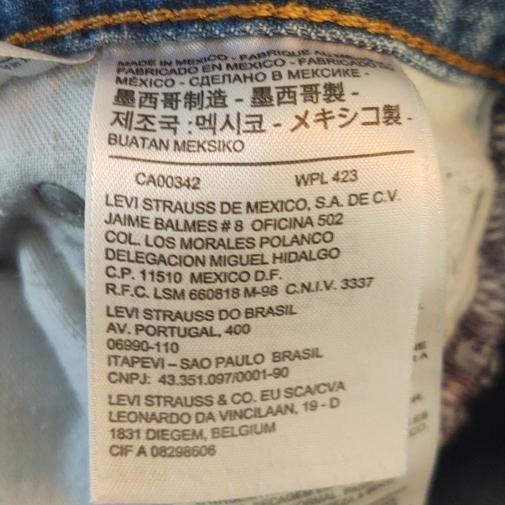 Levi's 514 Distressed Light Wash Mom Jeans W33 L32 - Picture 13 of 15